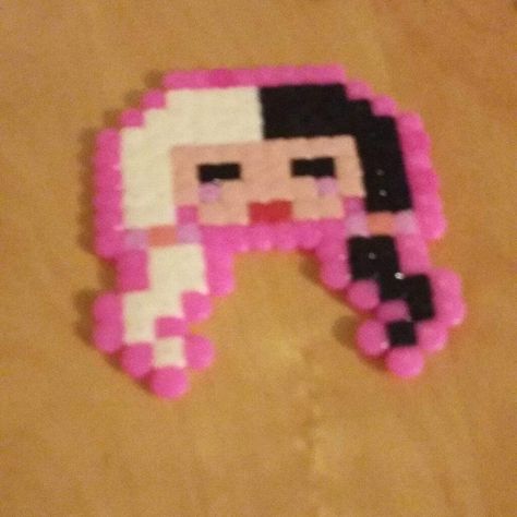 Bratz Perler Beads, Kpop Perler Beads, Melanie Martinez Perler Beads, Melanie Martinez Pixel Art, Perler Bead Wall, Hama Art, Hamma Beads Ideas, Pearl Beads Pattern, Easy Perler Beads Ideas