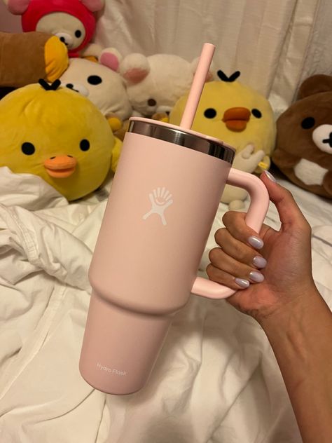 Hydro Flask Pink, Pink Aquaflask, Hydroflask Tumbler Pink, Cute Hydro Flask.water Bottles Insulated Cheep For Middle School Custom, Hydroflask Aesthetic, Pink Hydro Flask, Hydro Flask Tumbler, 2024 Manifesting, College Clothes