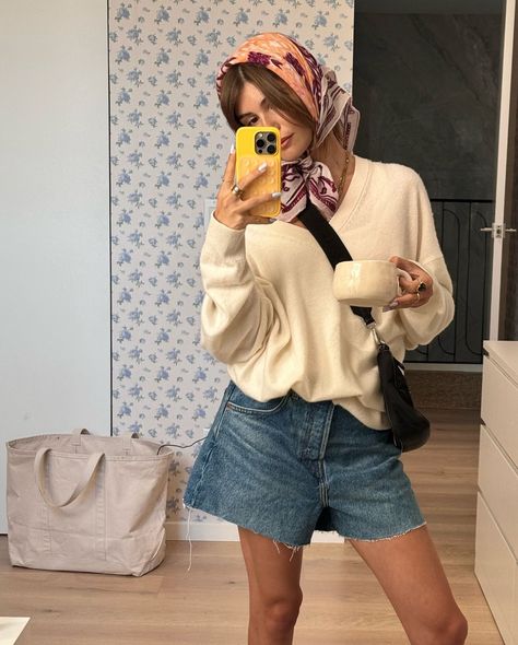 Olivia Jade Giannulli, Olivia Giannulli, Olivia Jade, France Outfits, Uniform Fashion, Current Styles, Looks Style, Business Fashion, Fitness Inspo