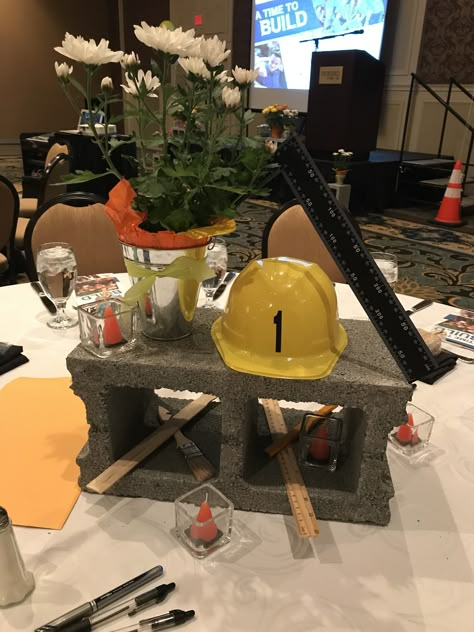 Men’s Table Centerpieces, Auction Party Ideas, Toolbox Centerpiece Ideas, Construction Centerpieces Table Decorations, Construction Theme Table Decor, Construction Themed Centerpieces, Civil Engineering Graduation Party Ideas, Tool Centerpiece Ideas, Architecture Theme Party