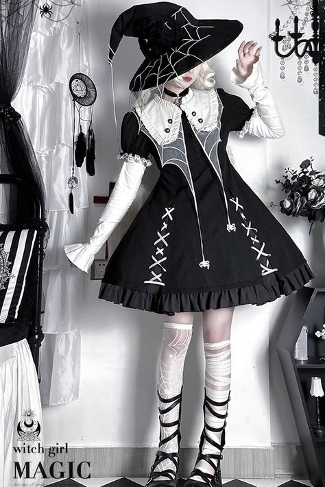 Spider Web Collar, Vestidos Anime, Witch Outfit, Black Spider, Fete Halloween, Really Cute Outfits, Fancy Outfits, Halloween Dress, Lolita Dress