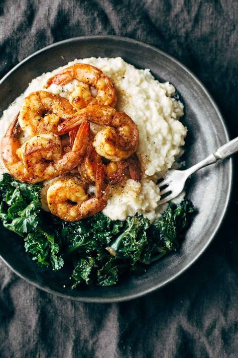 Spicy Shrimp and Cauliflower Mash with Garlic Kale | pinchofyum.com Garlic Kale, Cauliflower Mash, Spicy Shrimp, Shrimp And Cauliflower, Mashed Cauliflower, Idee Pasto Sano, Cauliflower Recipes, Mahi Mahi, Seafood Dishes