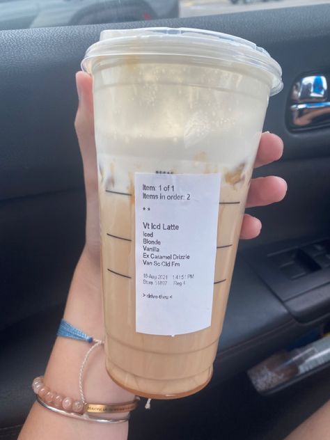 Starbucks Drinks You Need To Try, Starbucks Iced Coffee Order, Best Starbucks Iced Coffee, Latte Ideas, Dunkin Drinks, Starbucks Orders, Starbucks Order, Drinks Ideas, Starbucks Coffee Drinks