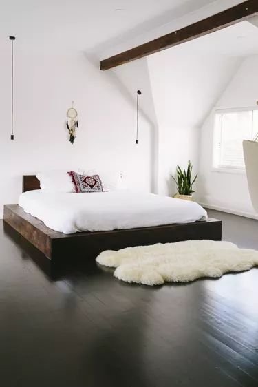 Scandinavian Design Bedroom, Modern Minimalist Bedroom, Minimalist Dekor, Bed Platform, Trendy Bedroom, Couple Bedroom, Wood Bedroom, Platform Beds, Luxury Bedroom