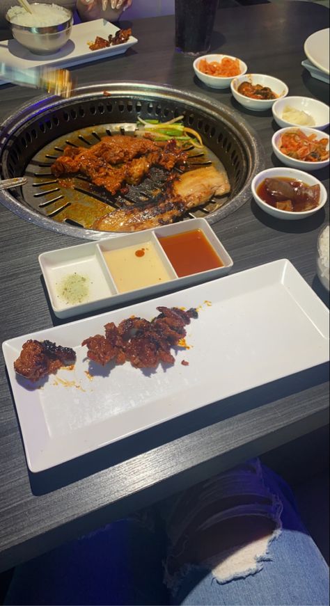 #aesthetic #food #gen #koreanfood #koreanbbq #friends #girlsnightout Korean Bbq Aesthetic, Gen Korean Bbq, Bbq Aesthetic, Korean Barbeque, Korean Bbq, Korean Food, Girls Night Out, Year Anniversary, Aesthetic Food