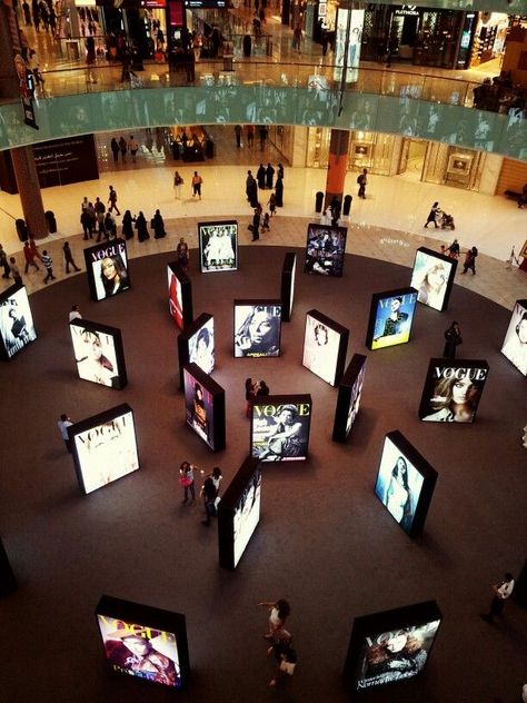 Mall Event Ideas, Mall Activation Ideas, Mall Activation, Mall Event, Exhibition Display Design, Museum Exhibition Design, Museum Displays, Exhibition Stand Design, Exhibition Booth Design