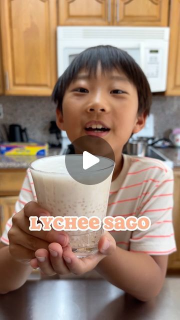 Easy Peasy Jordan on Instagram: "Lychee Sago time!! We had a hot streak out here so I was craving some sago. Jordan wanted to make it with lychee so here you guys go!

Lychee- about 16-20
Lychee juice/syrup- as much as you like
Coconut milk- 1/2 cup
Condensed milk- 3 tbsp
Sago pearls- 1/2 cup

*chilling it a little before you eat it is recommended 😊

#lycheesago" Lychee Recipes, Sago Pearls, Lychee Juice, Honeydew, Condensed Milk, Easy Peasy, Coconut Milk, Asian Recipes, Syrup