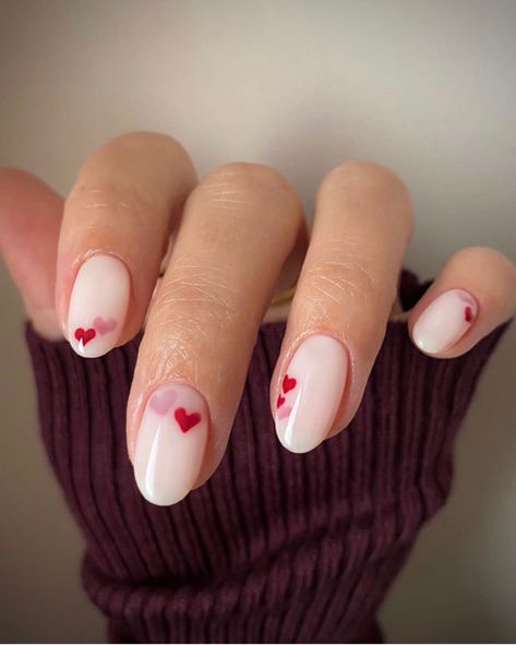 Heart Nail Designs, Builder Gel Nails, Romantic Nails, February Nails, Heart Nail Art, Heart Nail, Manicure Nails, Short Acrylic Nails Designs, Nail Varnish