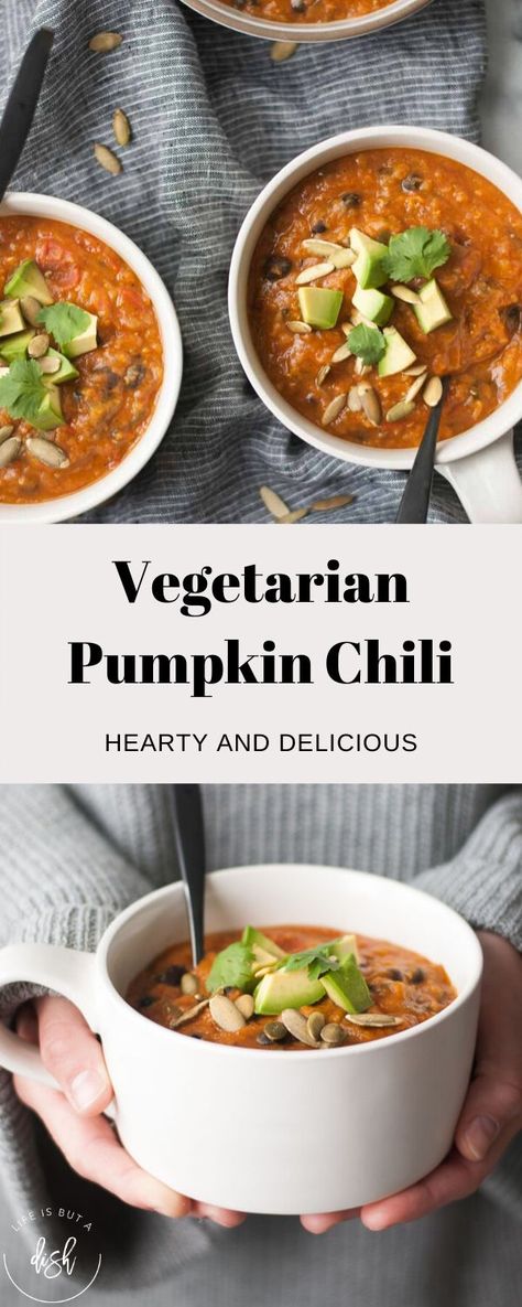 Vegetarian Pumpkin Chili, Pumpkin Chili Recipe, Vegetarian Soups, Vegetarian Chili Recipe, Veggie Chili, Pumpkin Chili, Red Lentils, Slow Cooker Chili, Fall Soups