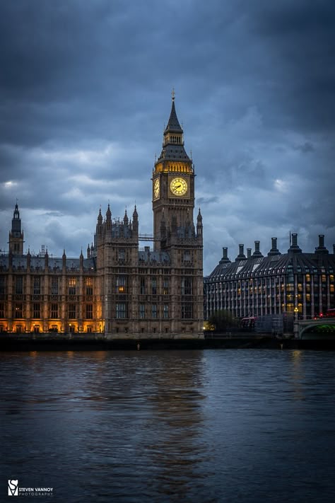 "Early evening for a stroll around the Thames River to get this image of Big Ben.  This image was taken in May 2023. Production and Shipping Time: Glossy Photo Paper: 5 days for printing, 5 days for shipping. Ready-to-Hang Canvas: 5 days for printing, 5 days for shipping. SHIPPING DETAILS There are 3 ways to print these images. 1) Premium Glossy Photo Paper are high quality, professional paper-prints. Sharp, Vivid and rich Color sets this apart from a casual photo print. You'll feel like you're there. Premium Glossy Photo Paper will last a long time. This option is available in 8x10 inches, 11x14 inches or 16x20 inches. They are designed to be placed in a glass frame, which can be purchased separately (starting at a few dollars at your local Target or online). 2) Ready to Hang Canvas are r London Castle, British Landmarks, Uk Pics, Uk Aesthetic, Photo London, Big Ben Clock, Thames River, Aesthetic London, London Buildings