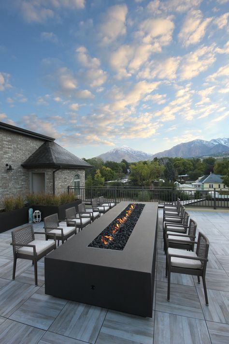 Roof Top Patio, Outdoor Wood Burning Fireplace, Indoor Pool Design, Custom Fire Pit, Modern Fire Pit, Rooftop Design, Rooftop Patio, Patio Garden Design, Fire Features