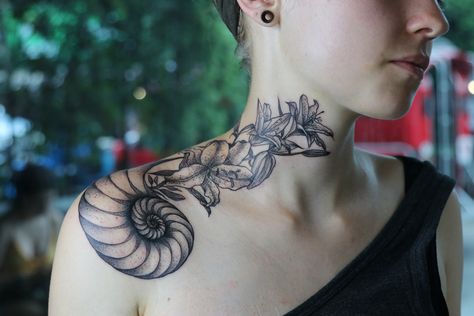 Nautilus Tattoo, Black And Grey Realism, Spiral Tattoos, Polynesian Tattoo Designs, Bad Tattoos, R Tattoo, Tattoo Cover, Tattoo Cover-up, Chiang Mai Thailand