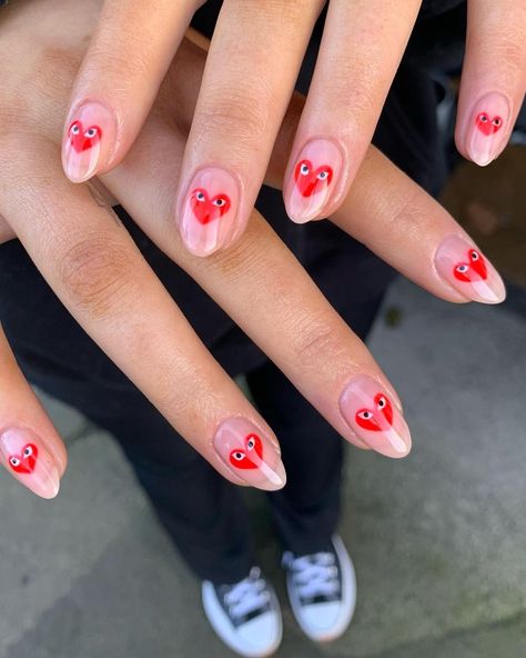 ❤️‍🔥 SWEET AS HELL ❤️‍🔥 on Instagram: “Comme Des Garçons hearts ♥️ Using @the_gelbottle_inc Candy, Jet Black & Daisy finished with @nafstuff Cuticle Oil ✨ Original design by…” Commes De Garcon Nails, Comme Des Garcons Nails, Ideas Uñas, Nails Designer, Nails Arts, Black Daisy, Hippie Nails, Nails For Kids, Prom Nails