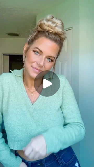 Bun Hairstyles, Hair Tutorial, Easy Hairstyles, Girl Hairstyles, Hair Stylist, Womens Hairstyles, Hair Styles, Hair, On Instagram