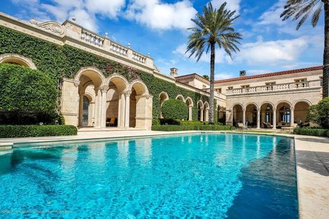 1341 S Ocean Blvd, Palm Beach, FL 33480 Palm Beach Mansions, Palm Beach Homes, Beach Mansions, Beach Architecture, Ocean Blvd, Beach Homes, Palm Beach Fl, Beach Home, Dream House Exterior