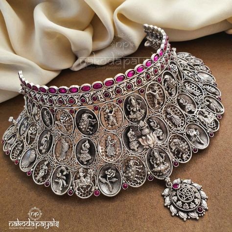 Antique Royal Jewelry Indian, Traditional Silver Handmade Choker, Antique Silver Jewelry Necklace, Traditional Silver Metal Choker, Antique Silver Metal Choker, Silver Oxidized Temple Jewelry Choker, Silver Bollywood Style Choker, Antique Silver Jewelry Indian, Trendy Silver Jewelry