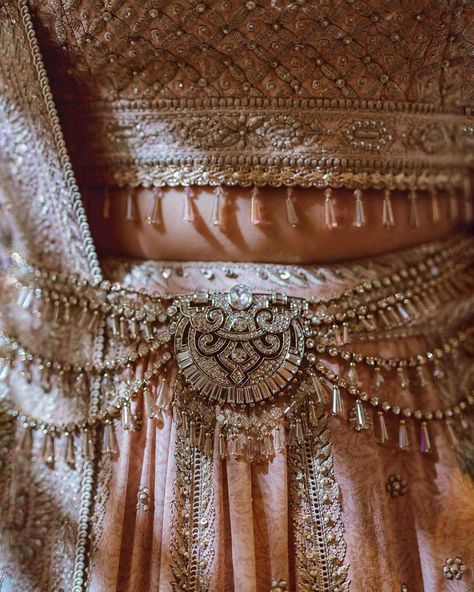 Blush Pink Lehenga with Silver Kamarbandh - Shaadiwish Tarun Tahiliani Saree, Tarun Tahiliani Lehenga, Anita Dongre Bridal, Rajput Jewellery, Big Indian Wedding, Bridal Trousseau, Pink Lehenga, Tarun Tahiliani, Clothes Sewing