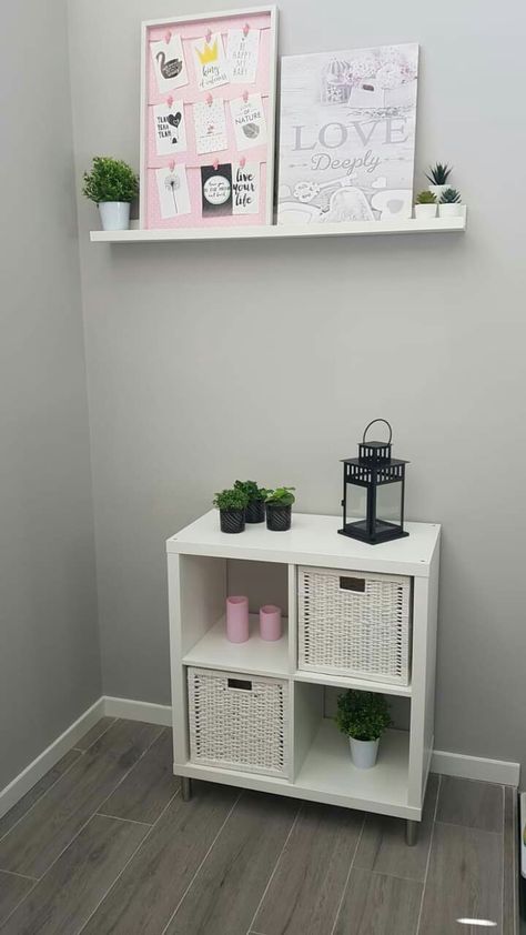 4 Cube Storage Ideas, Kallax Styling Living Room, Magazine Storage Ideas, Kallax Office, Cube Storage Ideas, 4 Cube Storage, Kallax Ideas, Kallax Hack, Home Office/guest Room