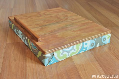 Simple DIY Lap Desk - Inspiration Made Simple Lap Tray Diy Ideas, Diy Lap Desk, Art Desk For Kids, Lap Desk Diy, Diy Kids Desk, Diy Crafts Desk, Diy Crafts For Bedroom, Craft Table Diy, Desk Organization Diy