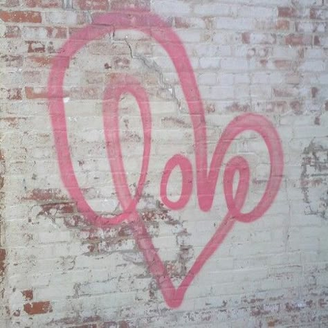 Love Girly Graffiti, Pink Graffiti, Love Graffiti, Love Images, Graffiti Art, Graphic Poster, Wall Collage, Life Art, Diy Art