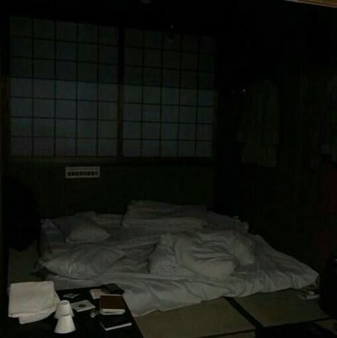 Dark Feeds, Dark Paradise, Japan Aesthetic, Japanese Aesthetic, Jairzinho, House Room, Small Room, Night Aesthetic, On The Floor