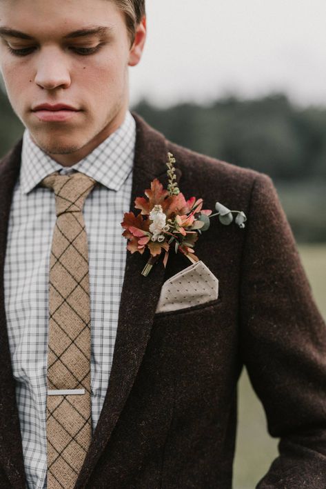 Leanne Marshall Bridal, Rustic Groomsmen Attire, Fall Wedding Suits, Fall Groom, November Aesthetic, Cottagecore Wedding, Groom And Groomsmen Suits, Suits Black, Fall Wedding Inspiration