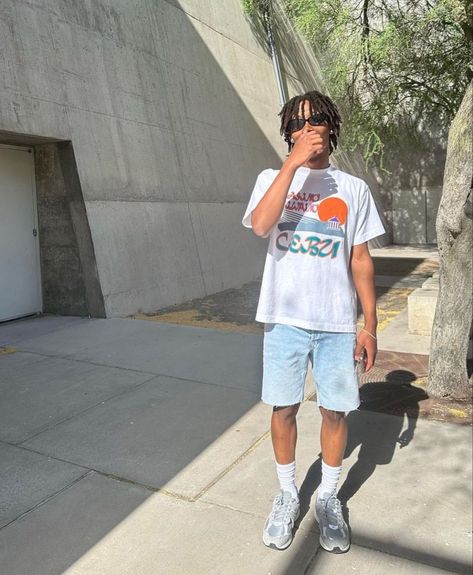 Summer Fits Black Men, Men Jorts Outfits, New Balance Outfit Men, Summer Streetwear Outfits, Streetwear Outfit Men, Streetwear Summer Outfits, Tuff Fits, Men Streetwear Fashion, New Balances