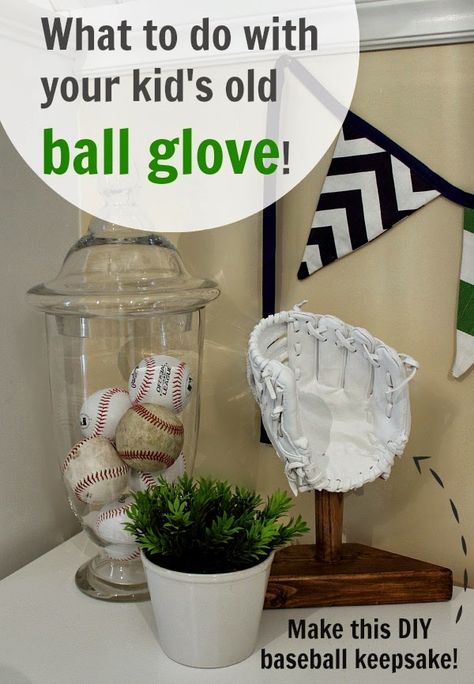 Save your old ball glove and make a neat art piece out of it that you can display in your kids rooms or your family room! Baseball Project, Baseball Nursery, Baseball Bedroom, Baseball Crafts, Baseball Ideas, Baseball Room, Baseball Decor, T Ball, Baseball Stuff