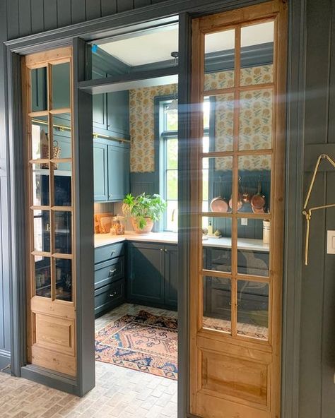 Stephanie Benedetto on Instagram: "It’s Round Top month and I can’t wait to go next week. When I was dreaming of my pantry I knew I would find exactly what I was looking for in Round Top. When I saw these antique doors at @preservationcompany it was love at first sight! #iykyk • • • See you soon Round Top!" 12x12 Dining Room, Stephanie Benedetto, Kitchen Pantry Doors, Pantry Doors, Butlers Pantry, Dream Kitchens Design, Furniture Small Spaces, Antique Doors, Pantry Design