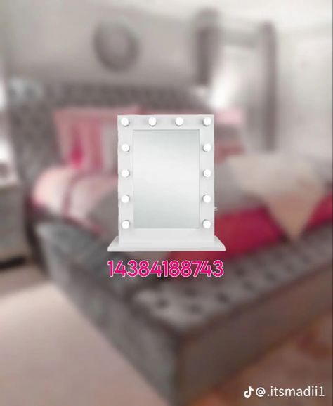 Bloxburg Decals Codes Wig Stand, Mirror Bloxburg Codes, Bloxburg Mirror, Bloxburg Mirror Decals, Bloxburg Closet, Roblox Decor, Cottage Core Bloxburg House, Modern Decals, Bloxburg Decals Codes Aesthetic