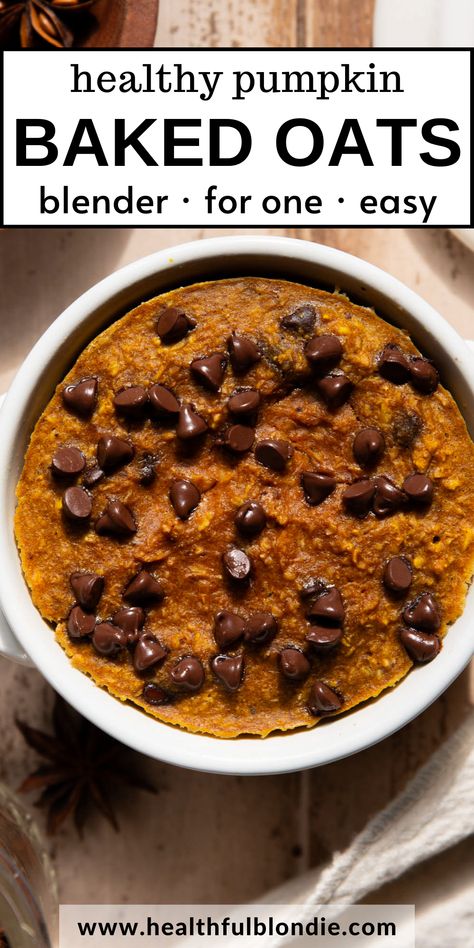 These super moist, blender pumpkin baked oats are single-serve, healthy, and ready in 20 minutes. Enjoy them as a high-protein, gluten-free, pumpkin-spiced treat for breakfast, a snack, or even dessert – they taste just like cake! Pumpkin Baked Oats, Single Serve Breakfast, Recipe With Pumpkin, Breakfast Gluten Free, Baked Oats Recipe, Baked Pumpkin Oatmeal, Gluten Free Snack, Pumpkin Oats, Oat Recipes Healthy