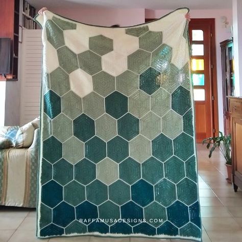 Honeycomb Crochet Blanket, Hexagon Crochet Blanket, Hexagon Afghan, Crochet Hexagons, Crochet Hexagon Blanket, Hexie Patterns, Hexagon Blanket, Hexagon Crochet, Granny Square Häkelanleitung