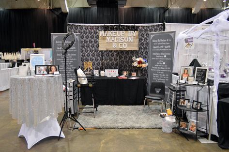 Makeup Booth Display Vendor Events, Med Spa Expo Booth, Bridal Expo Booth Ideas Hair, Bridal Expo Booth Ideas Makeup, Makeup Booth Ideas, Bridal Fair Booth Ideas, Wedding Expo Booth Ideas, Booth Ideas Vendor, Expo Booth Ideas