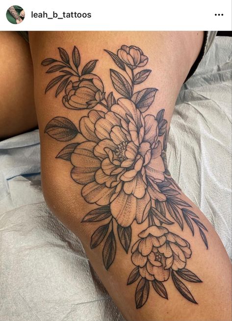 Side Hip Tattoos, Butterfly Tattoos Images, Traditional Tattoo Flowers, Flower Tattoo Ideas, Floral Thigh Tattoos, Hip Thigh Tattoos, Forarm Tattoos, Hip Tattoos Women, Tattoos Women