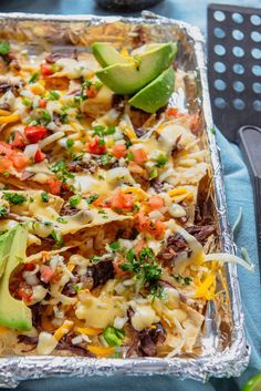 Pulled Beef Nachos Recipe, Pulled Beef Nachos, Shredded Beef Nachos Recipes, Roast Beef Nachos, Shredded Beef Nachos, Nacho Recipes, Nachos Recipe Beef, Shredded Beef Recipes, Beef Nachos