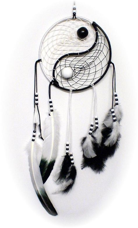 Yin Yang Dreamcatcher Dream Catcher Project, Dreams Catcher, Dream Catcher Tutorial, Anting Manik, Dream Catcher Craft, Dream Catcher Diy, Wallpaper Collection, Beautiful Dream, Native American Culture