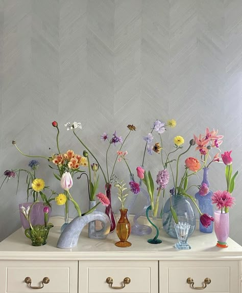 Flower Vase Aesthetic, Colorful Cottagecore, Vase Aesthetic, Online Florist, Flower Vase Arrangements, Florist Supplies, Nothing But Flowers, Vase Arrangements, Flower Therapy