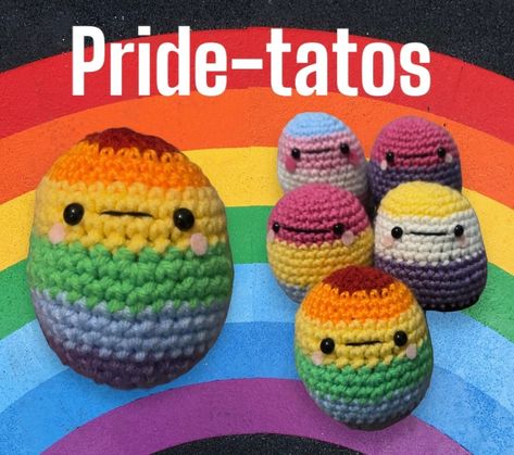 Pride-tatos! Cute little crocheted potatoes with colors of all pride flags (not all shown in the pictures). 🏳️🌈 Pride Month Crafts, Queer Crochet, Crochet Pride Patterns, Queer Crafts, Pride Flag Art, All Pride Flags, Pride Stuff, Lgbtq Quotes, Lgbt Humor