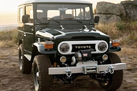 75 Series Landcruiser, Fj40 For Sale, Classic Toyota, Toyota Fj40, Green Bay Wisconsin, Toyota 4x4, Gasoline Engine, Nuts And Bolts, Air Conditioning System