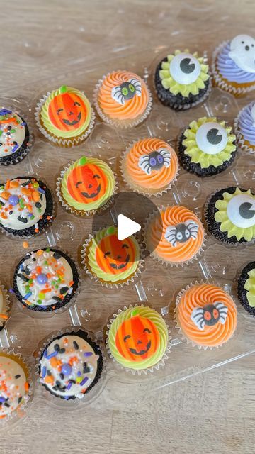 Spooky Cupcakes, Dozen Cupcakes, Cupcake Frosting, Fall Treats, Halloween 2024, Halloween Cupcakes, October 19, Halloween Treats, Lancaster