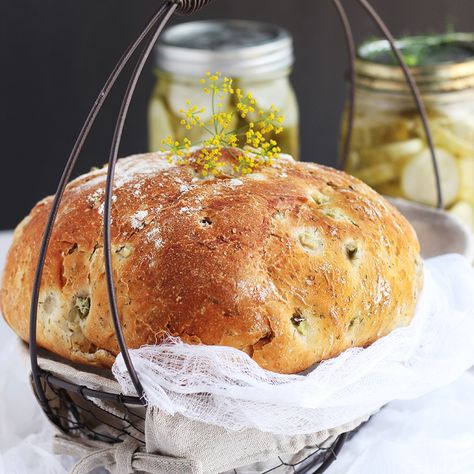 Dill Pickle Bread Dill Pickle Bread, Pickle Bread, Leftover Pickle Juice, Pickle Juice Uses, Pickle Appetizers, Pickle Recipes Homemade, Fresh Yeast, Dill Pickle Recipe, Snack Easy