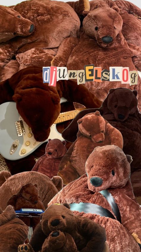 #ikeabear #djungleskog #shuffleinspo Djungleskog Bear, Djungelskog Wallpaper, Djungleskog Wallpaper, Djungelskog Bear Aesthetic, Ikea Bear Aesthetic, Edible Cookies, Build A Bear, Blind Bags, Cute Patterns Wallpaper