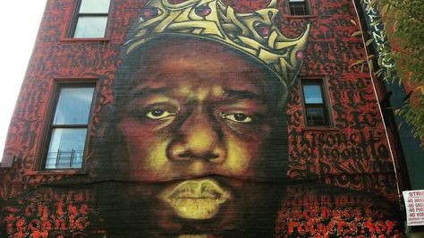 Biggie Smalls mural will stay on Brooklyn Building trib.al/nPvG12K Brooklyn Guide, Rap Music Hip Hop, Brooklyn Neighborhoods, Home Nyc, Graffiti Photography, Bed Stuy, Billie Holiday, Notorious Big, Big Photo