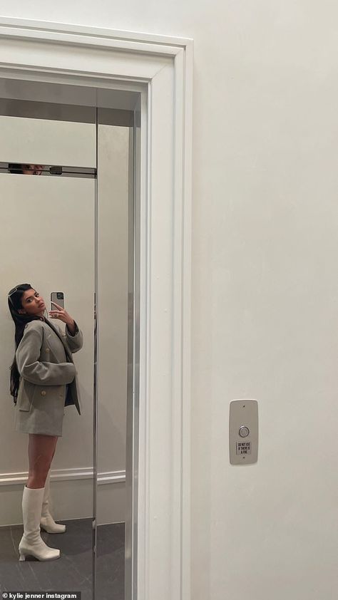 Kylie Jenner Mirror, Kylie Jenner Fotos, Stile Kylie Jenner, Look Kylie Jenner, Kylie Jenner Hair, Estilo Kardashian, Looks Kylie Jenner, Trajes Kylie Jenner, Jenner Photos