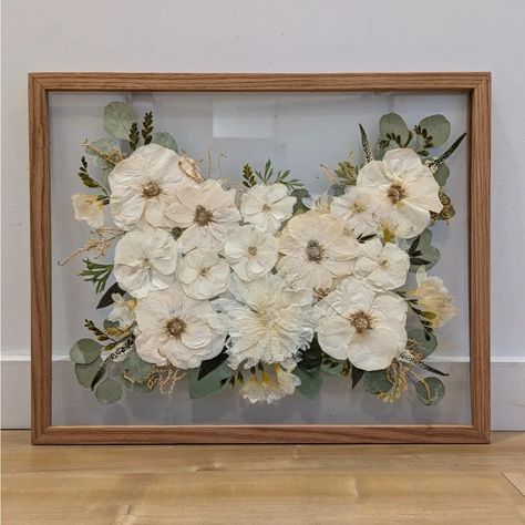 New frame alert 🤍 Floating oak frames are now available, ask me about them when you make your frame selection. #santaflorita #weddingkeepsake #bridalkeepsake #bridalbouquet #bridalbouquetpreservation #weddingsouvenir #souvenirdemariage #bespokewedding #oakframe #pressedflowerart Bouquet Shadow Box, Wedding Bouquet Preservation, Flower Press, Wedding Frame, Bouquet Preservation, Pressed Flower Art, Wedding Inspiration Fall, Wedding Frames, Bride Bouquets