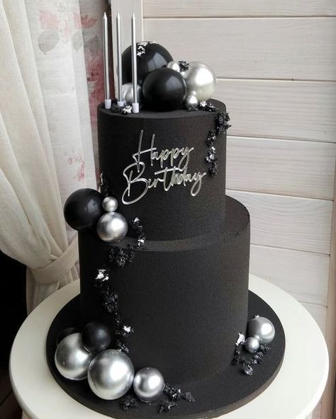 All Black Birthday Cake For Women, Birthday Cakes 22 Years Old, Sweet 16 Cakes Black And Silver, 21st Boy Birthday Cake, Black Birthday Decoration Ideas, 18th Boy Birthday Cake, 18th Birthday Cake Ideas For Boys, 30 Year Old Birthday Cake, Black 18th Birthday Cake