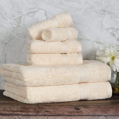 Classy Bathroom, Towel Display, Egyptian Cotton Towels, Traditional Baths, Bath Store, Towel Sets, Luxury Towels, Decor Essentials, Cotton Bath Towels