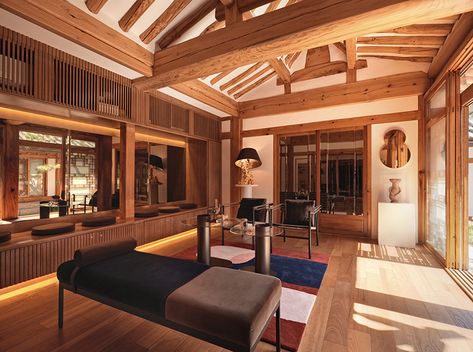 Hanok Interior, Hanok House, Traditional Korean House, Traditional Korean, Korean Traditional, Traditional Modern, Architectural Inspiration, Home Decor Inspiration, Interior Architecture