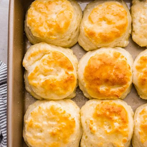 7-Up Biscuits Recipe | The Recipe Critic Easy 7 Up Biscuits, 7ip Biscuits, 7 Ip Biscuits, Seven Up Biscuits, Cherry Almond Bread, Quick Rolls Recipe, 7 Up Biscuits Recipe, 7up Biscuits, Homemade Gravy For Biscuits