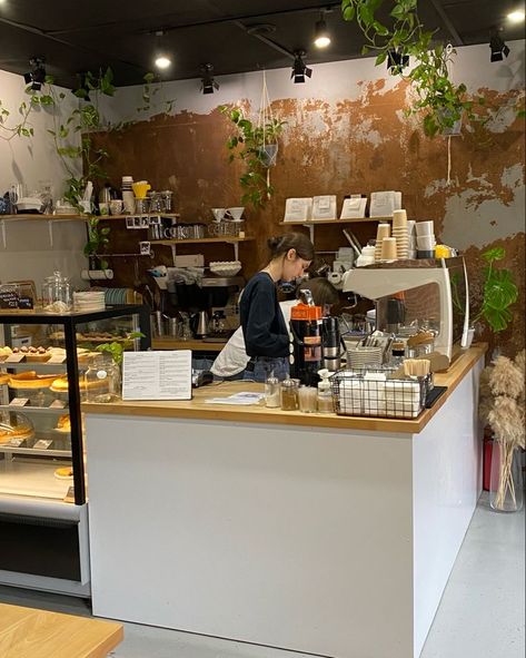 Coffe Stores Design, Asian Cafe, Opening A Cafe, Korean Cafe, Opening A Coffee Shop, Bakery Design Interior, Small Cafe Design, Cute Coffee Shop, Bookstore Cafe